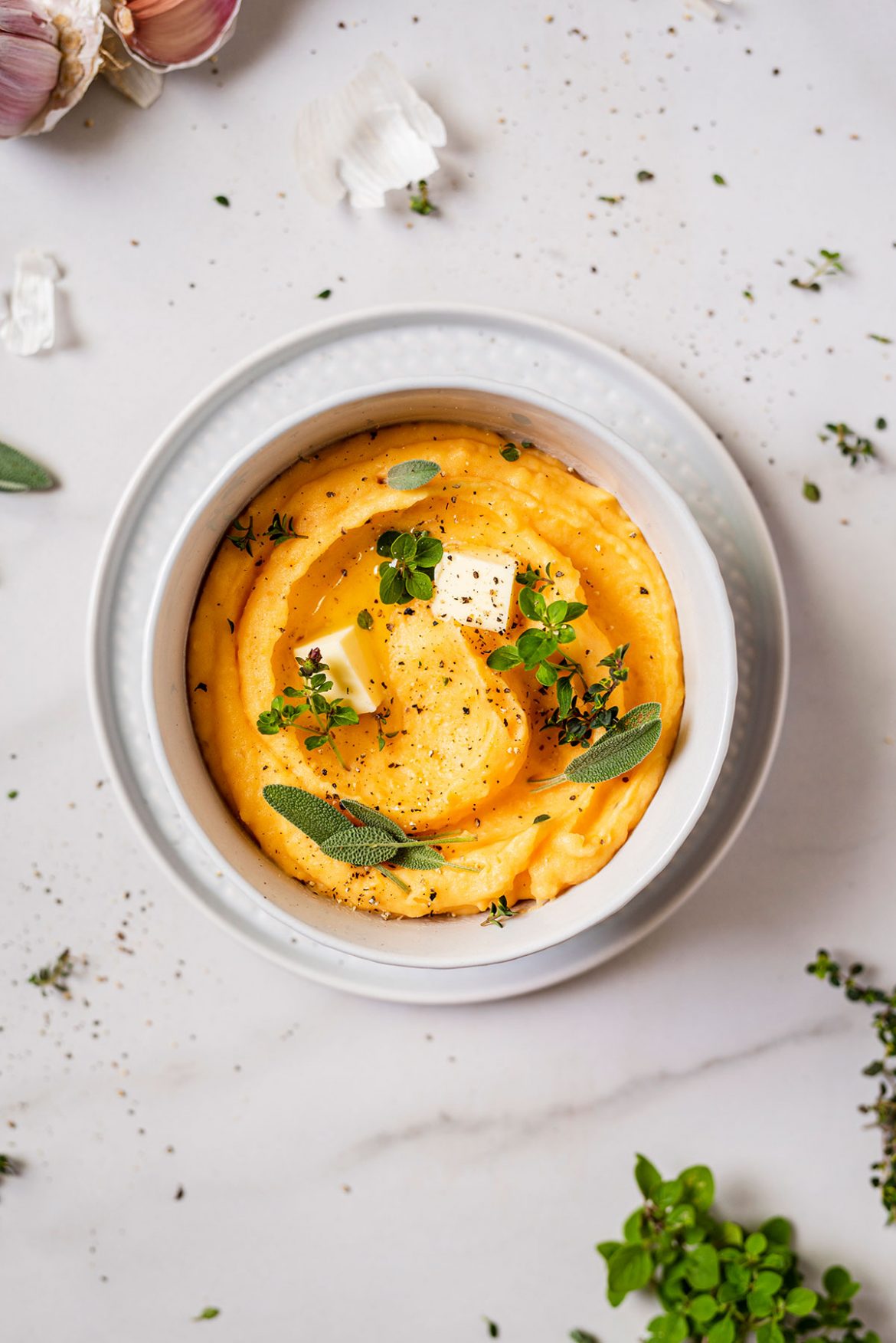 Bulvių ir saldžiųjų bulvių košė su žolelėmis | Nuotraukos žingsnis po žingsnio