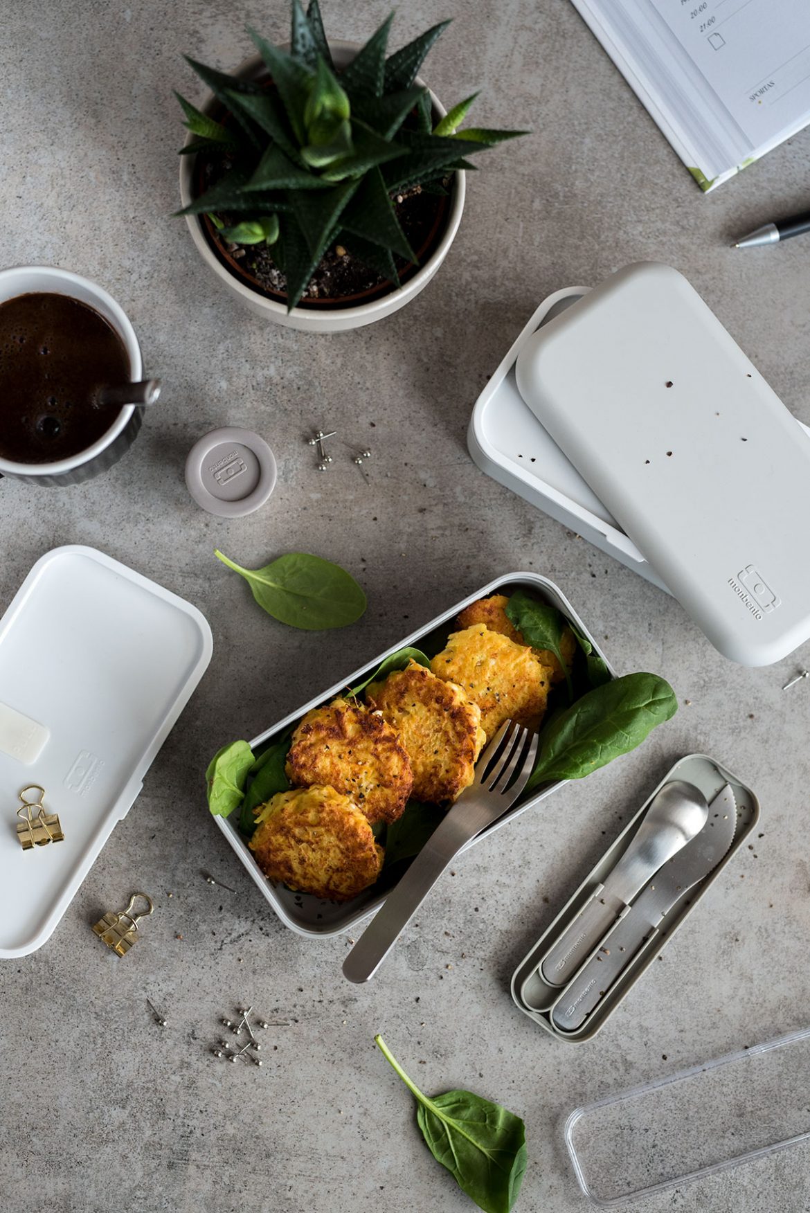 Cukinijų ir morkų blyneliai su varške