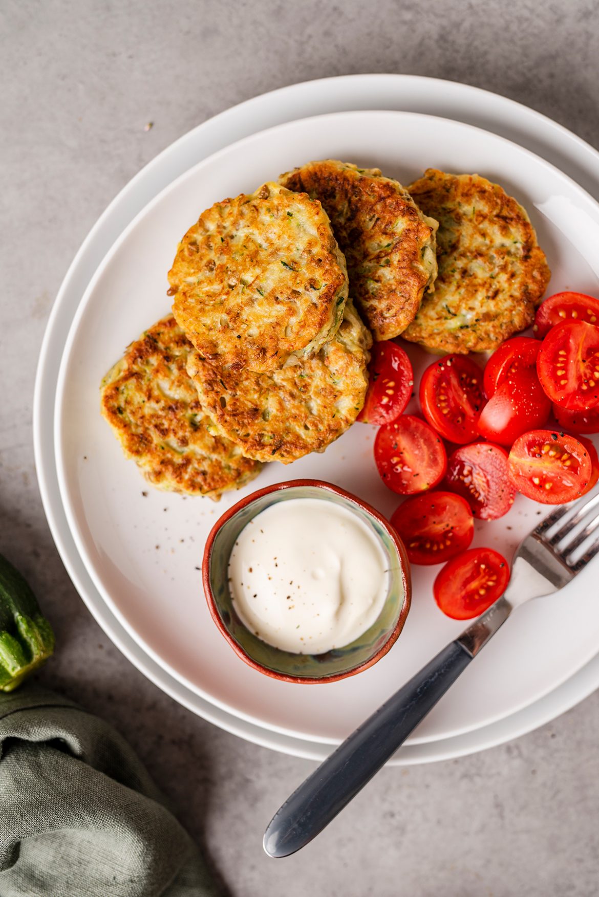 Pikantiški cukinijų, varškės ir lęšių blynai