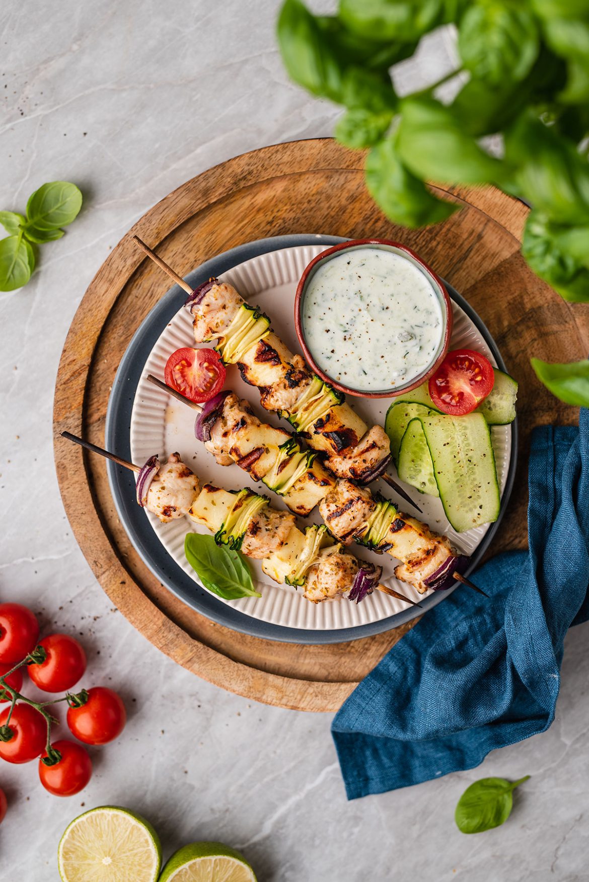 Halumio, vištienos ir cukinijų iešmeliai