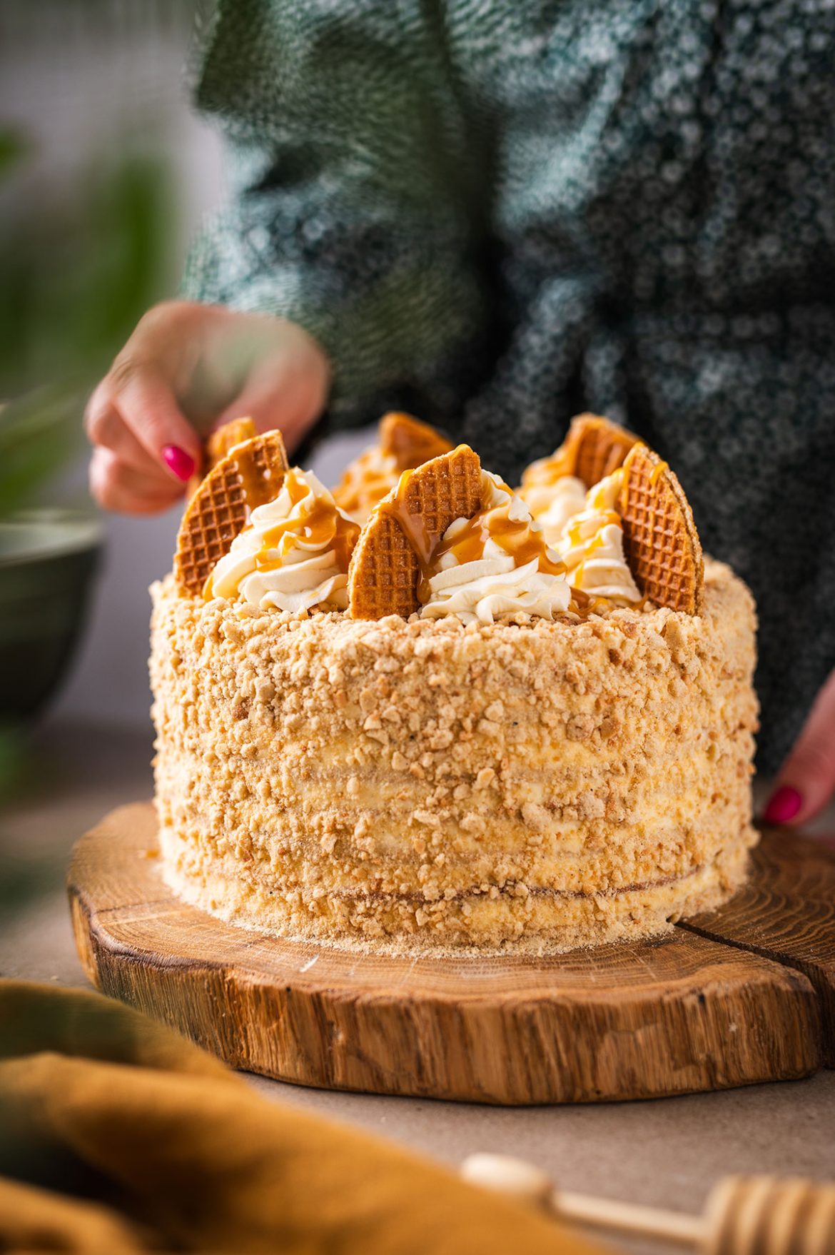 Karamelinis medaus tortas