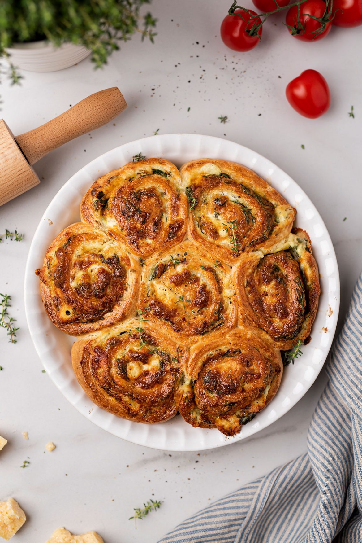 Mieliniai suktinukai su trijų rūšių sūrio ir špinatų įdaru