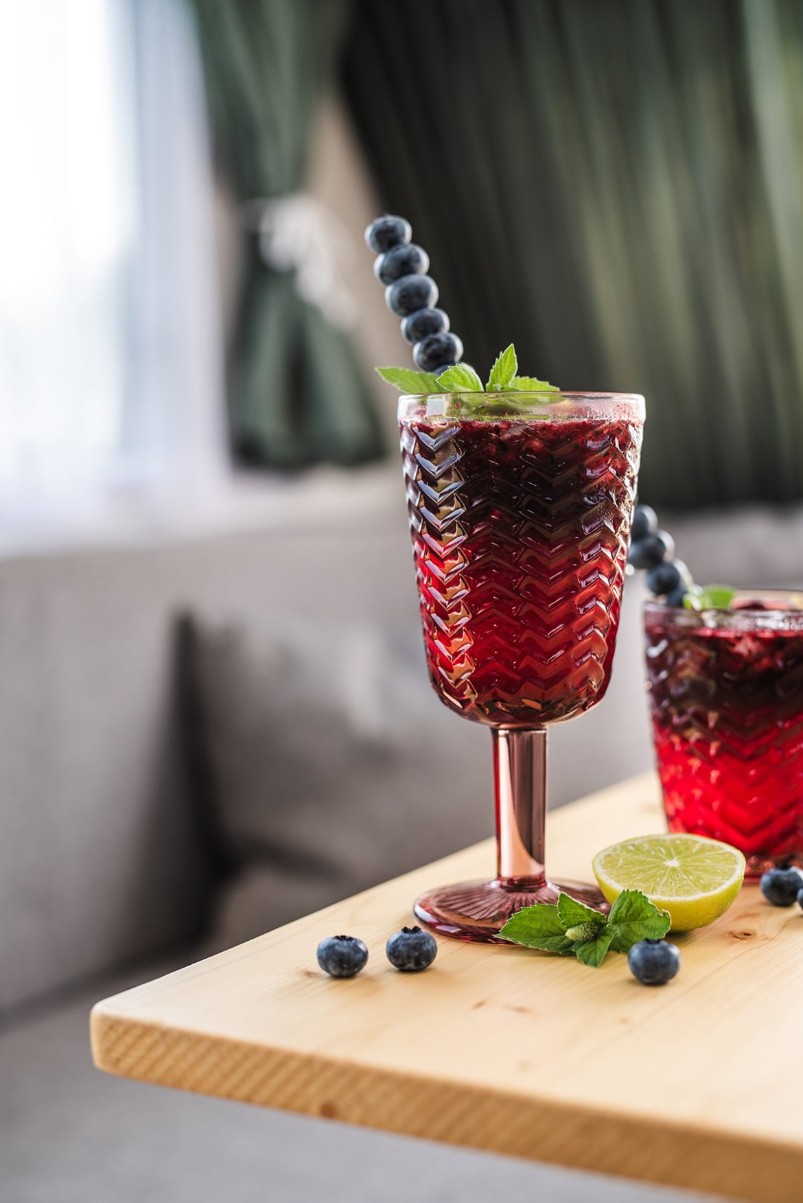 Šilauogių, žaliųjų citrinų ir mėtų limonadas