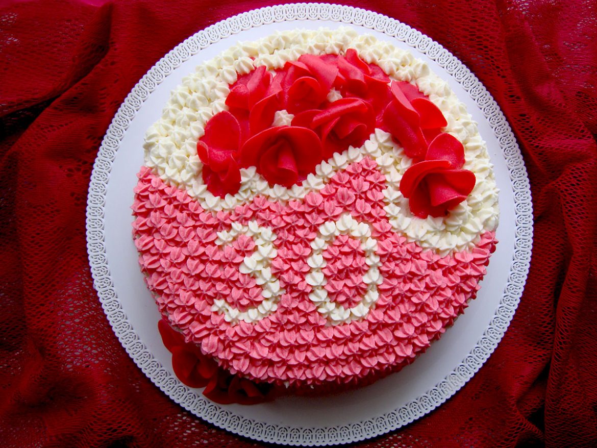 Tortas „Jogurtinis Musas” 30 – ajam gimtadieniui