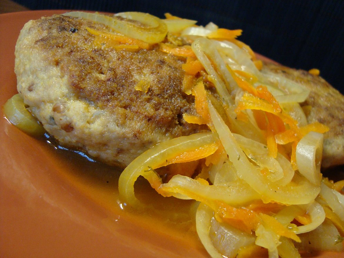 Vištienos maltinukai su grikiais