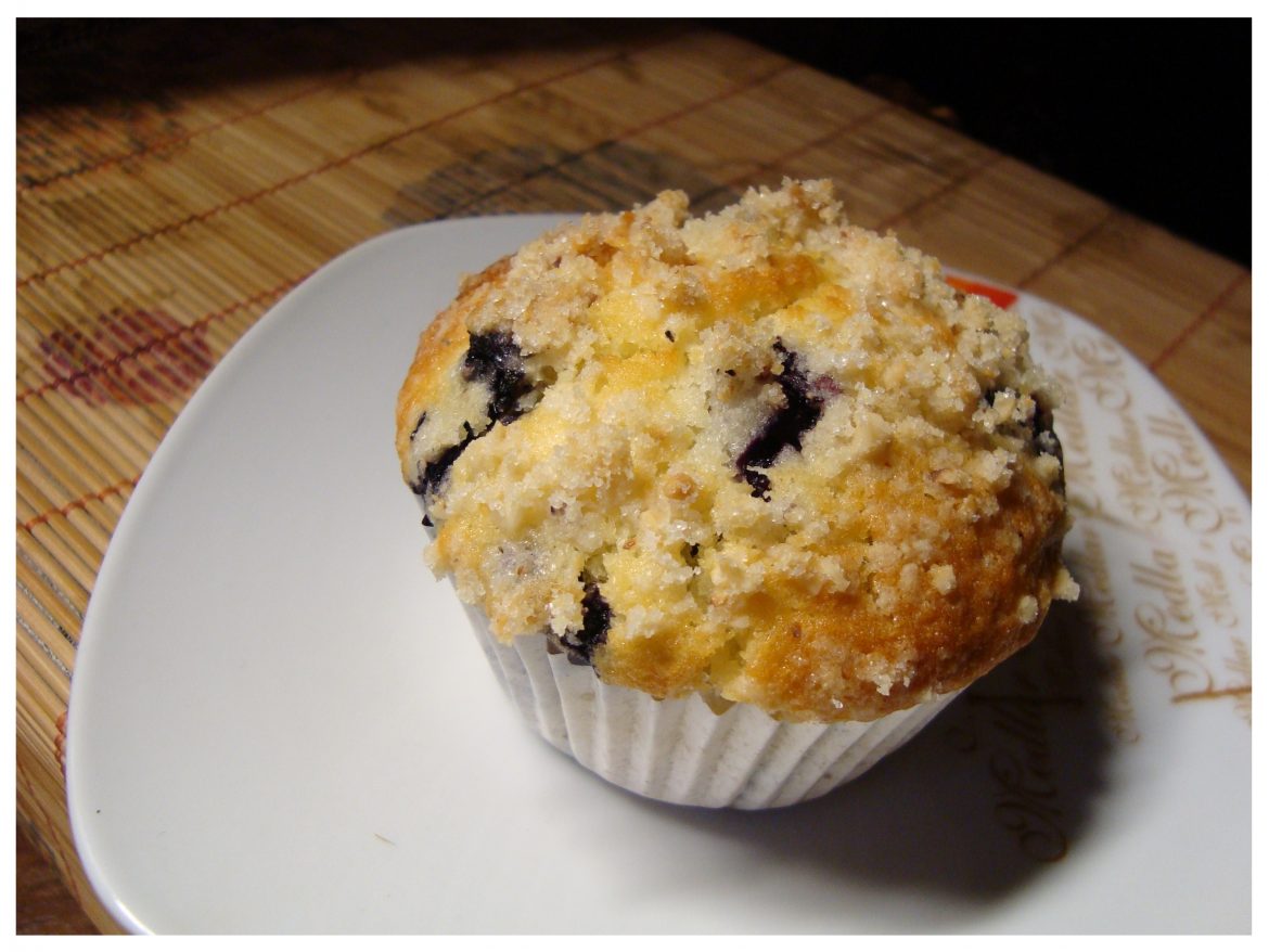 Vaniliniai keksiukai su mėlynėmis